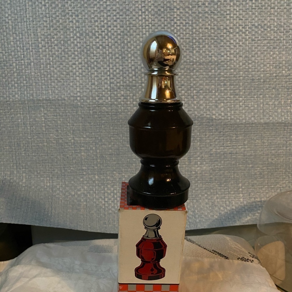 💜Avon Vintage Pawn Chess Piece Decanter 💜